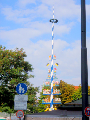 Commerce signage pole of the area.